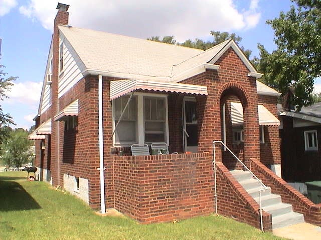 Primary Photo - Brick Three Bedroom Home in Dogtown