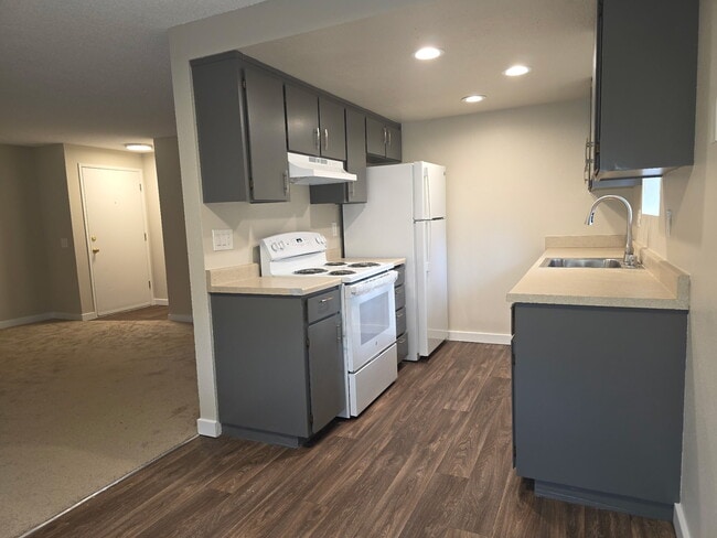 Kitchen 1 - 7911 236th St SW