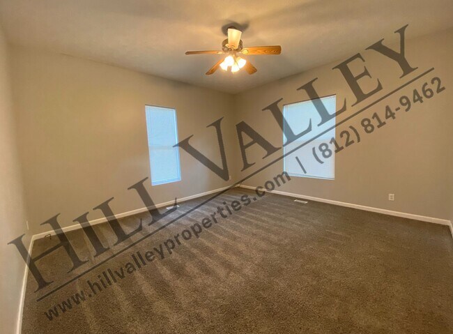 Building Photo - Two Bedroom Bungalow
