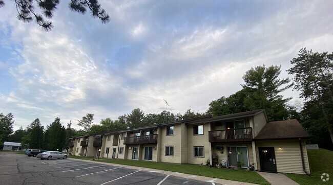 Building Photo - Hillside Manor