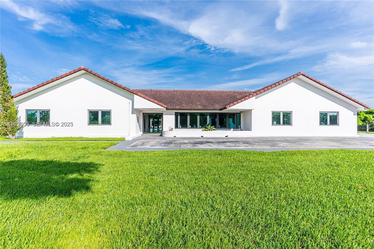 Foto principal - 13355 SW 207th Ave