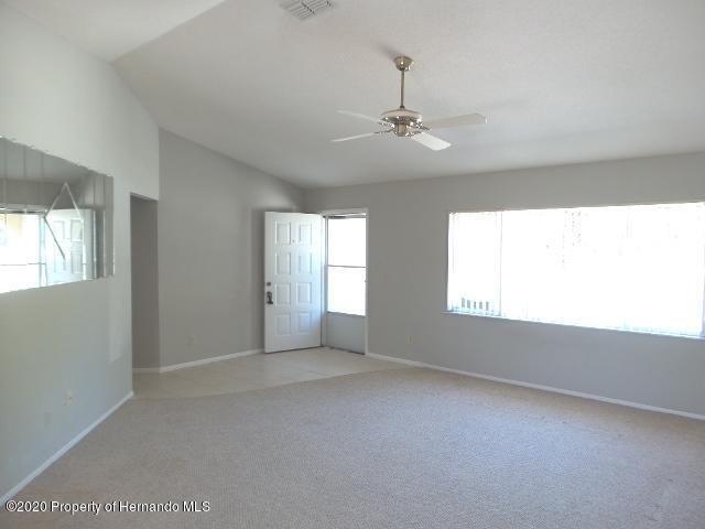 Building Photo - 5085 Elwood Rd