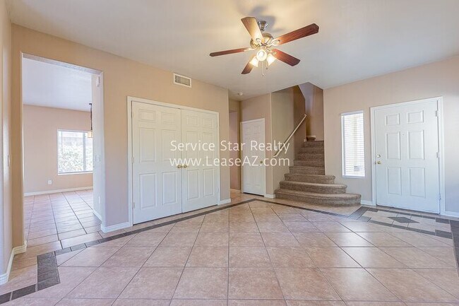 Building Photo - 40802 N Columbia Trail