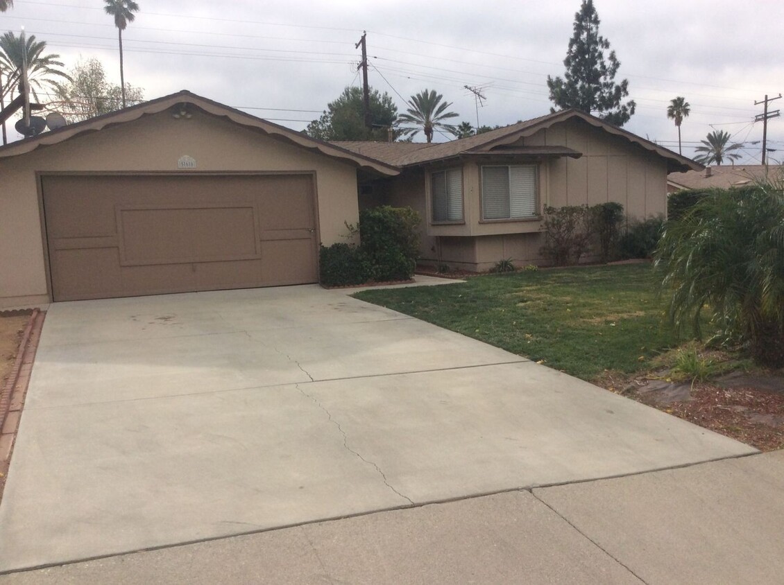 Foto principal - 4 Bedroom 1.75 Bathroom in Riverside