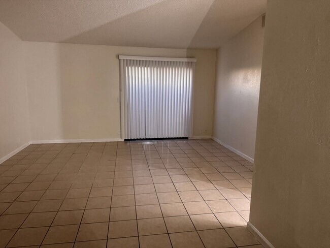 Foto del edificio - 13584 Yakima Rd