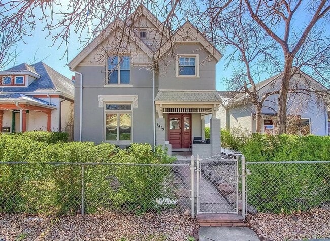 1 BR/1BA | Newly Renovated Condo | Back patio | In Denver! - 1 BR/1BA | Newly Renovated Condo | Back patio | In Denver!