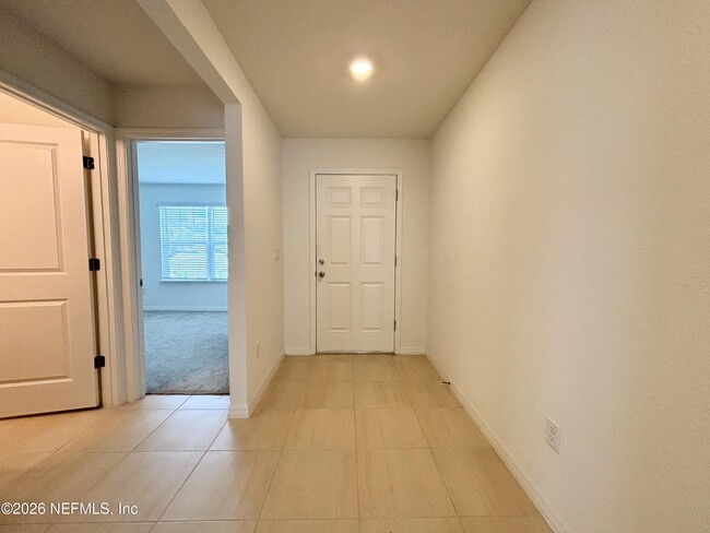 Building Photo - 5597 Bullseye Cir