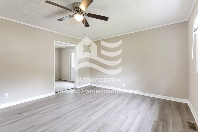 Foto del edificio - 36 Shady Ln