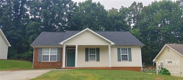 Foto principal - 2517 Hemby Woods Dr