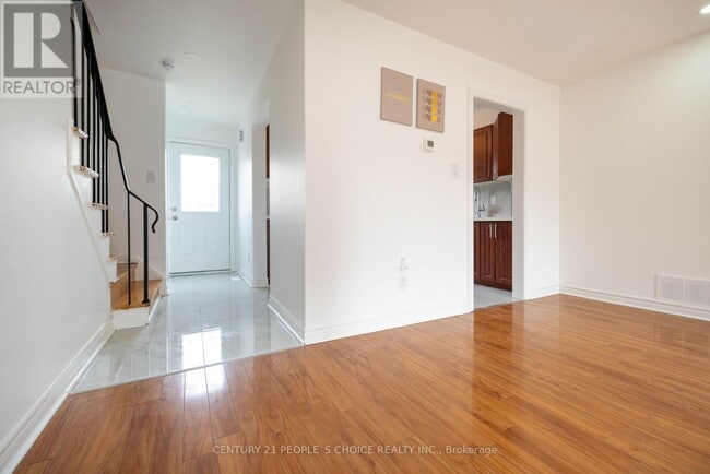 Building Photo - 7440 Goreway Dr