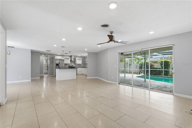 Foto del edificio - 2219 St Charles Dr