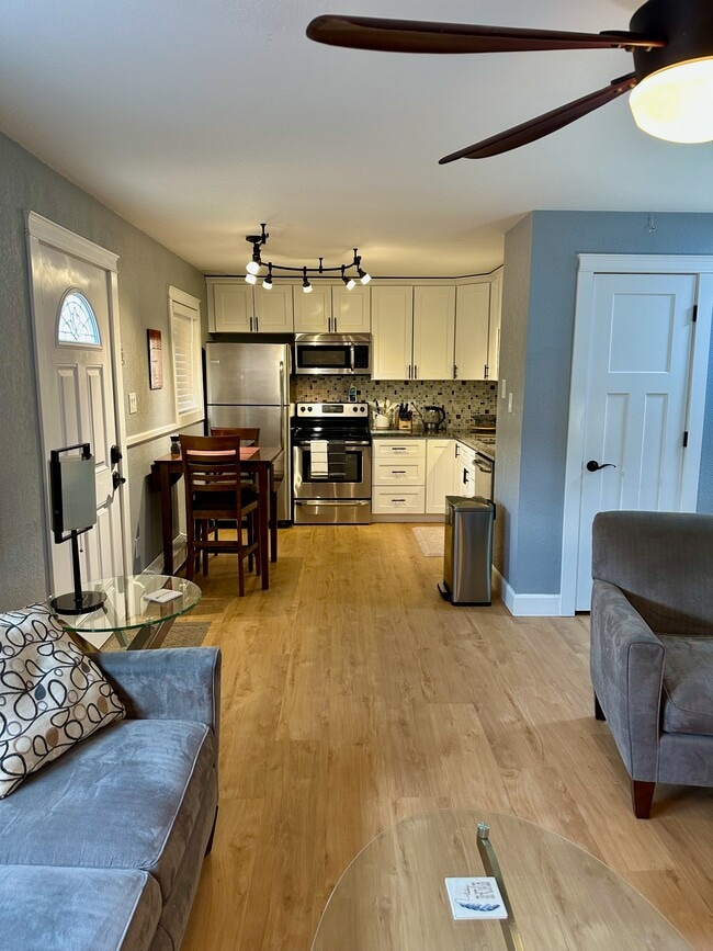 Building Photo - 5303 Mountain Rd