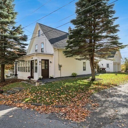 Building Photo - 15 Curtis Hill Rd