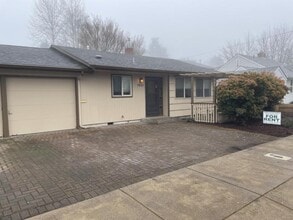 Building Photo - 1651 NW Taylor Ave