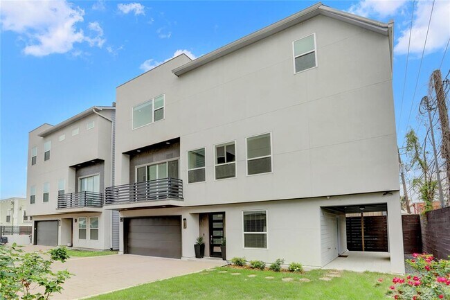 Building Photo - 1716 Rosewood St