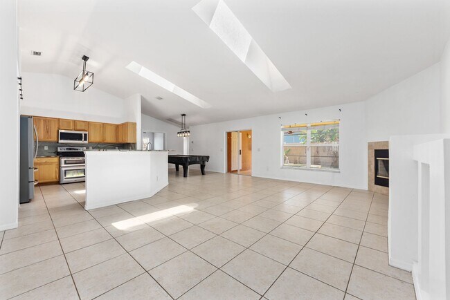 Building Photo - Jensen Park Estates