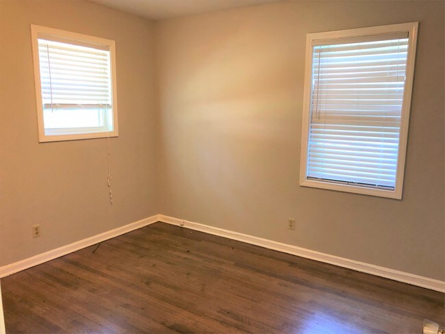 Building Photo - 8408 Dottley Dr