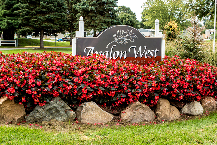 Foto principal - Avalon West Apartment Homes