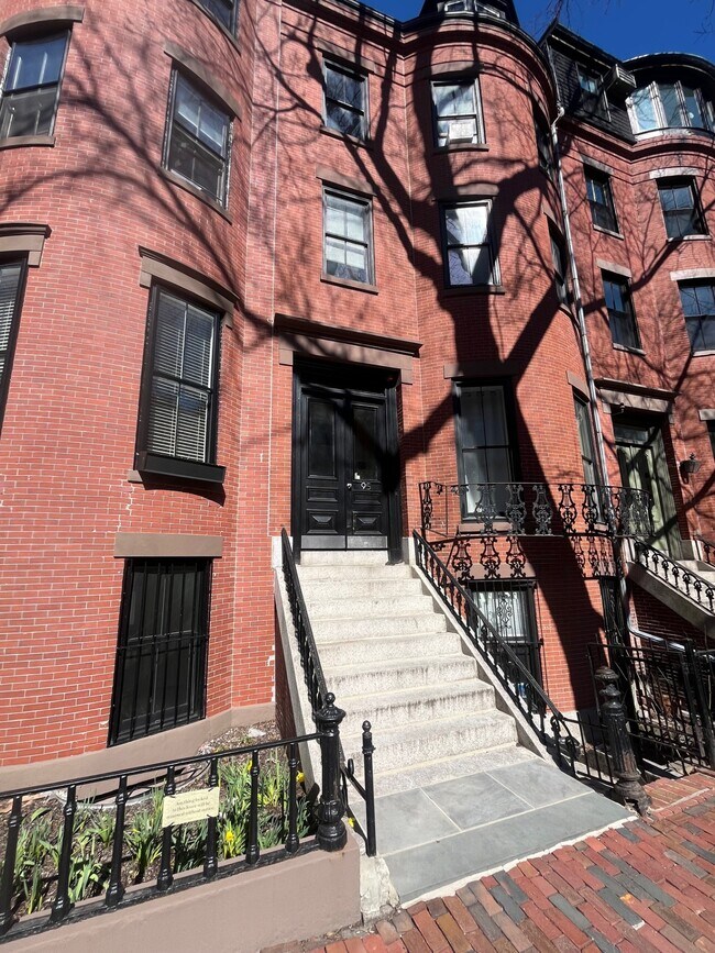 Foto del edificio - 95 Waltham St