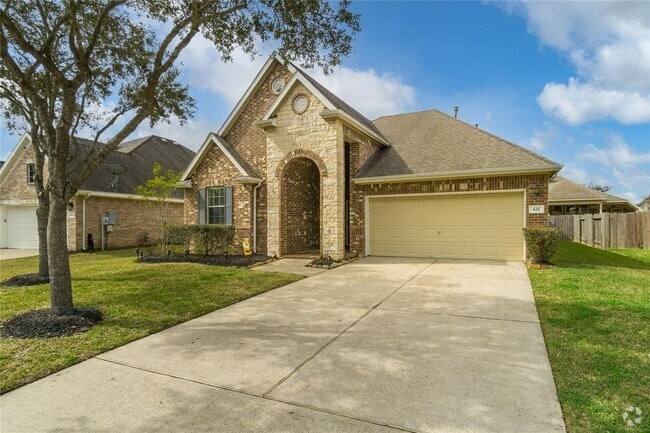 Building Photo - 621 Rocky Hollow Ln