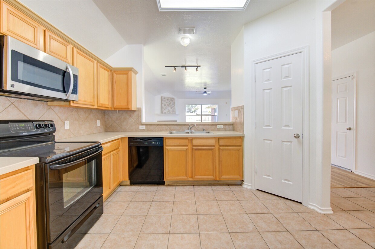 Foto del edificio - 26940 Carriage Manor Ln