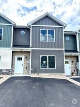Building Photo - 678 Zephyr Dr