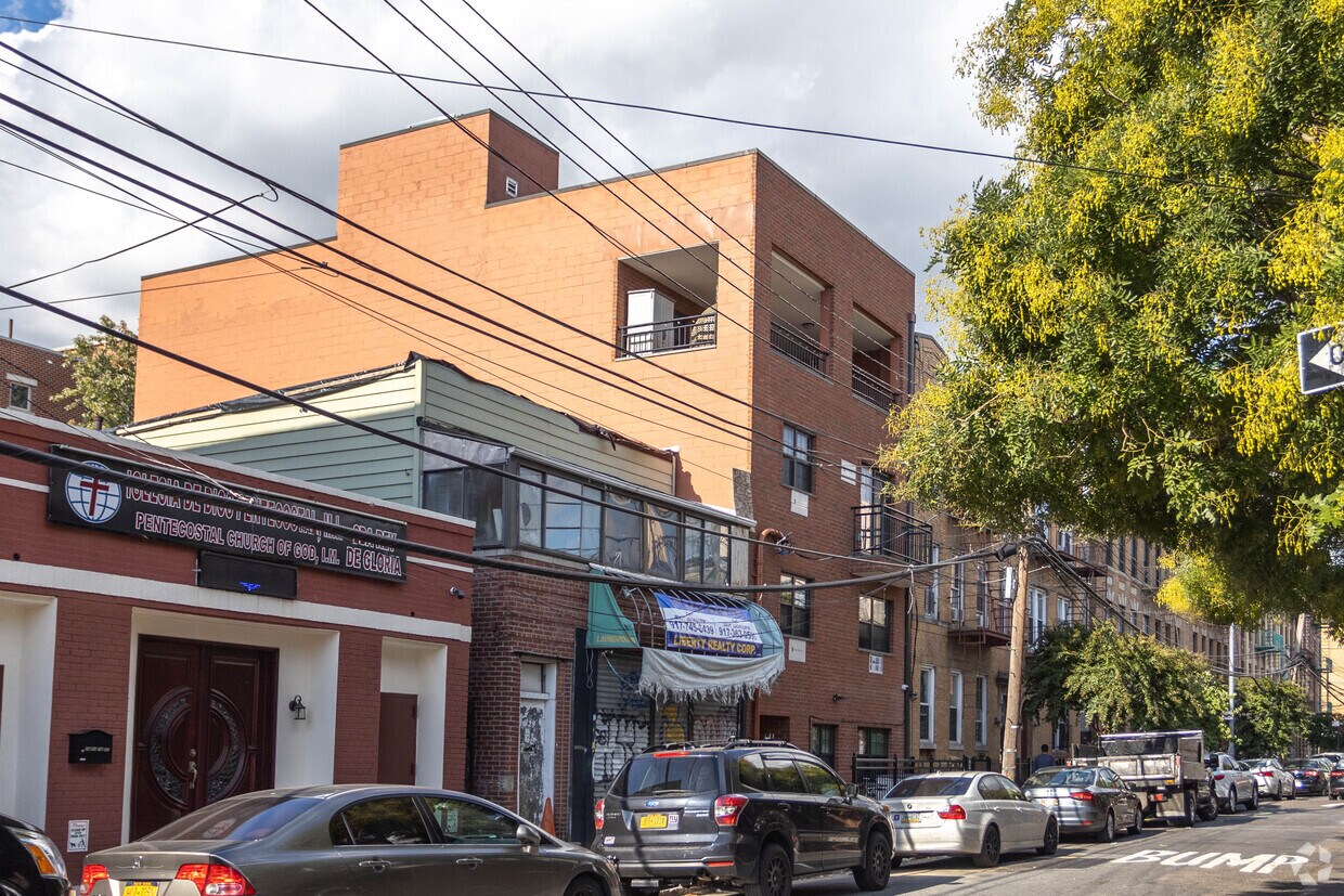 Building Photo - 26-26 18th St