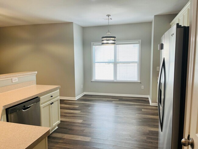 Building Photo - Wow! Beautiful 3 bedroom 3 bathroom home i...
