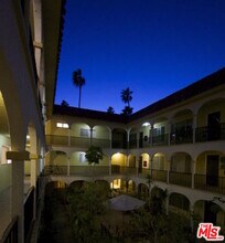 Building Photo - 1033 6th St