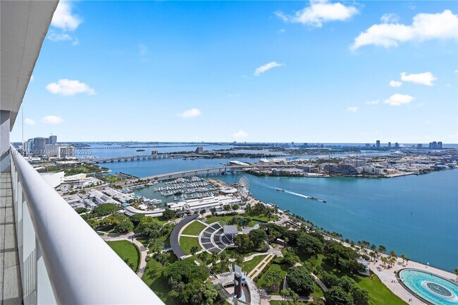 Foto del edificio - 50 Biscayne Blvd