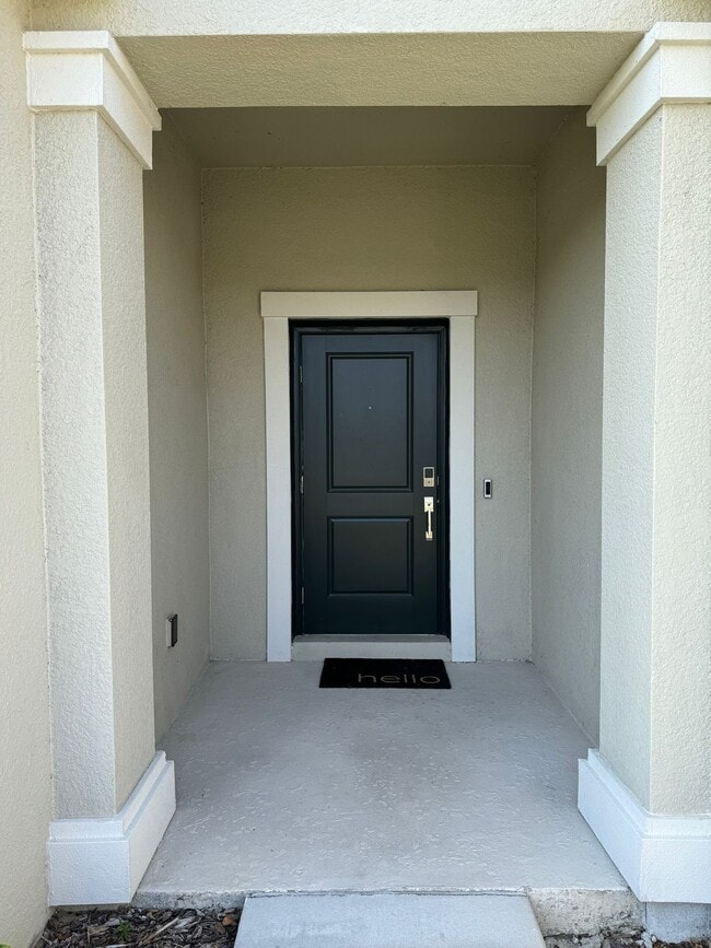 Building Photo - 788 Daring Dr