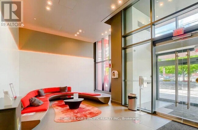 Building Photo - 159 Dundas St E