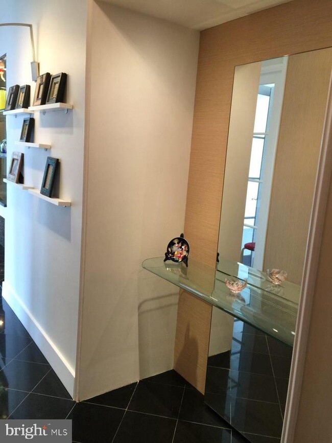 Foto del edificio - 3299 K St NW
