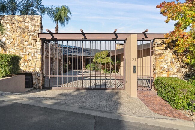 Foto del edificio - 21 Deer Oaks Ct