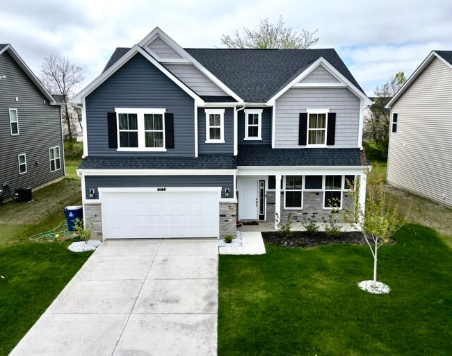Building Photo - 8811 Dorill Creek Ln