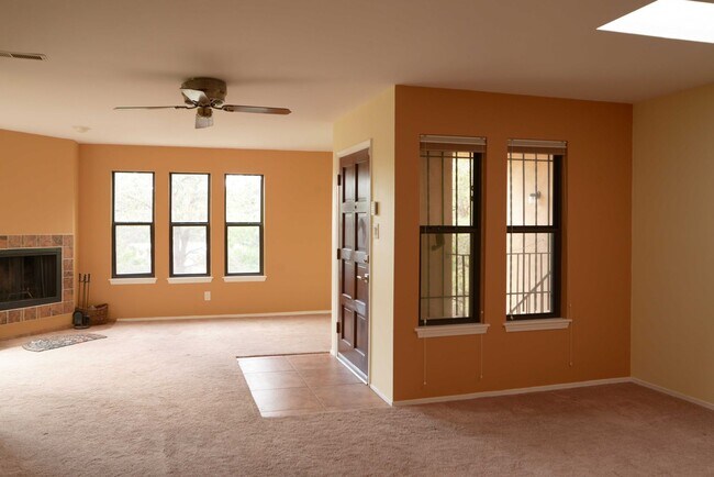 Foto del edificio - Beautiful Apartment at Los Pueblos de Santa Fe