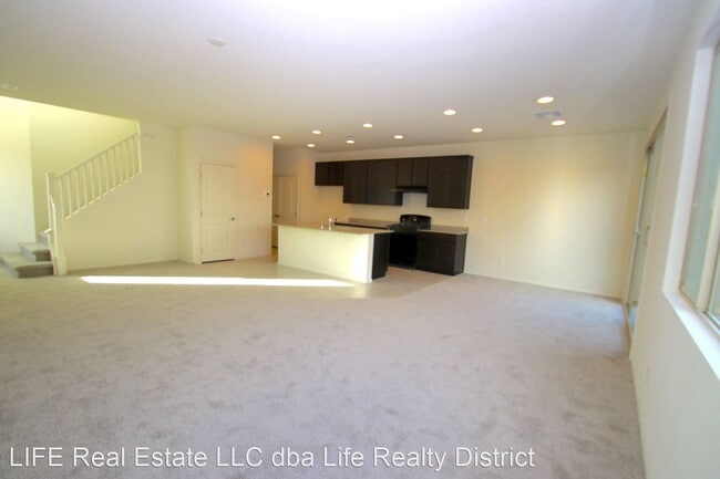 Building Photo - 5548 S Bonita Vista St
