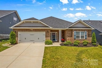 Building Photo - 108 Fleming Dr