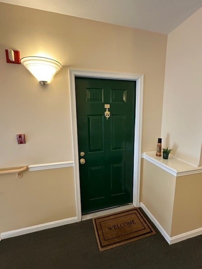 Building Photo - 2 Bedroom Condo in Germantown