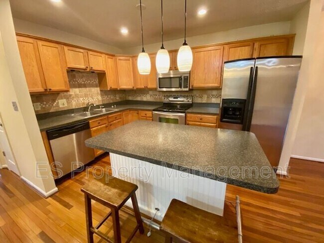 Foto del edificio - 6141 Wildcat Dr