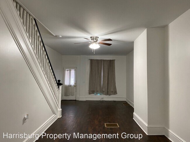 Foto del edificio - 4 br, 1 bath House - 238 N 15th St