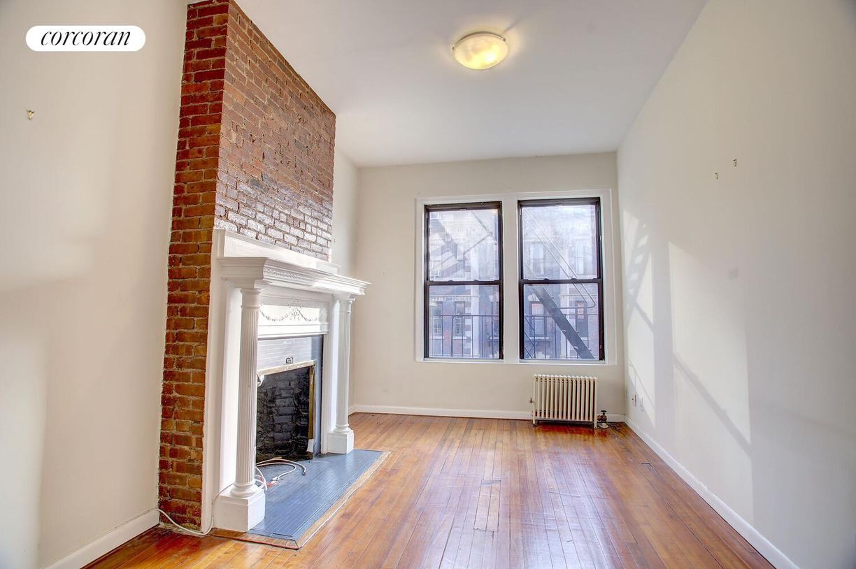 Foto principal - 83 W Washington Pl