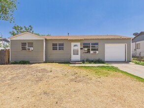 Building Photo - 3810 Mesa Verde Dr