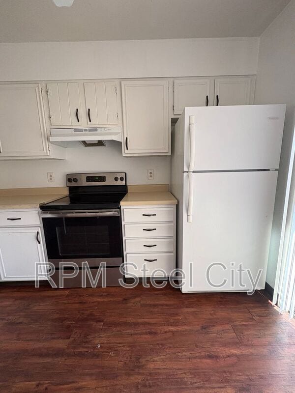 Building Photo - 1928 N Salem Ave