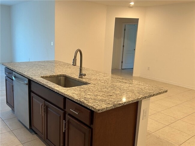 Building Photo - 7785 101st Ct