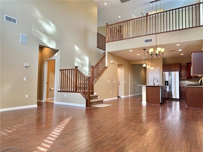 Building Photo - 10625 Acacia Park Pl