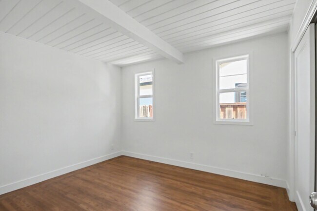 Foto del edificio - 1125 Henderson Ave
