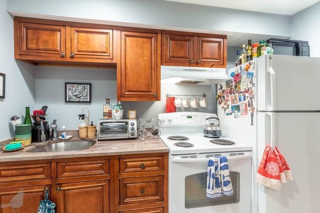 Photo - 236 Rhode Island Ave NW Apartment