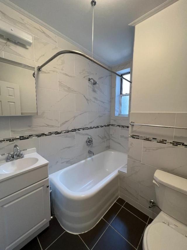 Foto del edificio - 0 bedroom in SUNNYSIDE NY 11104