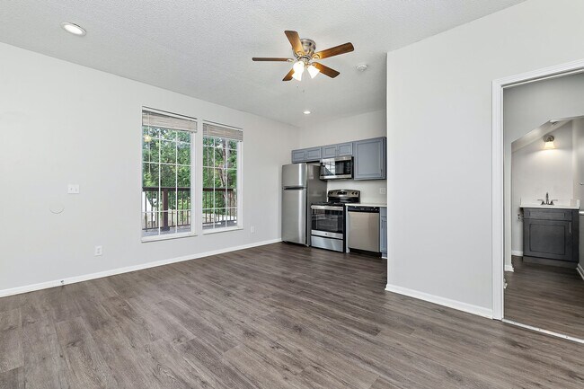 Building Photo - 7401 West 61st Street, Unit 6
